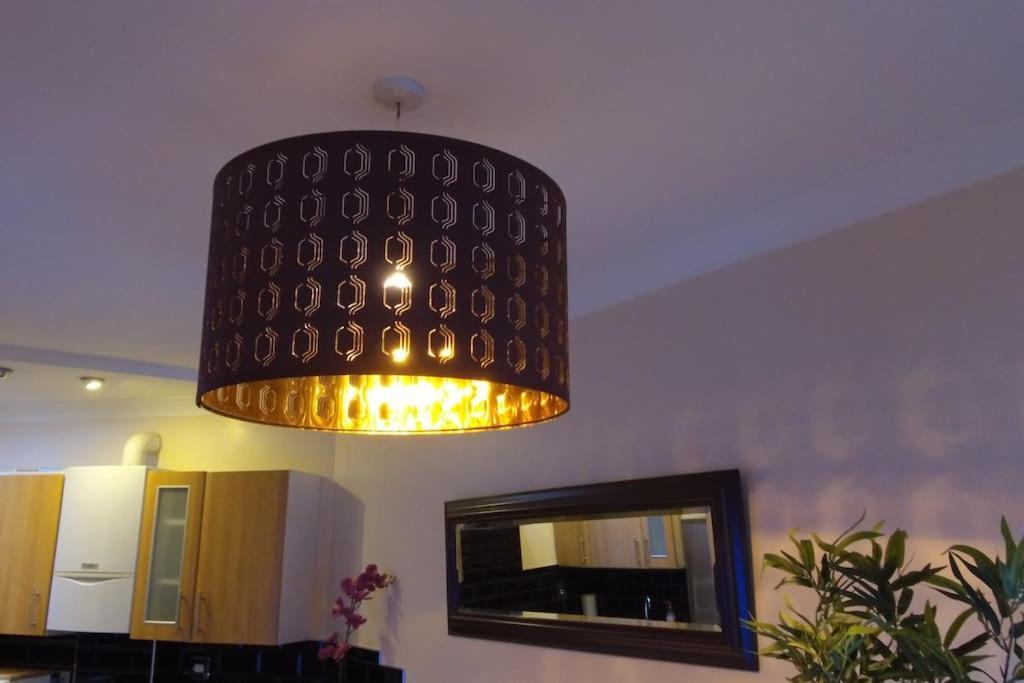 Must See, Quality 1 Bed, Romford, 20 Mins C.London Exterior foto